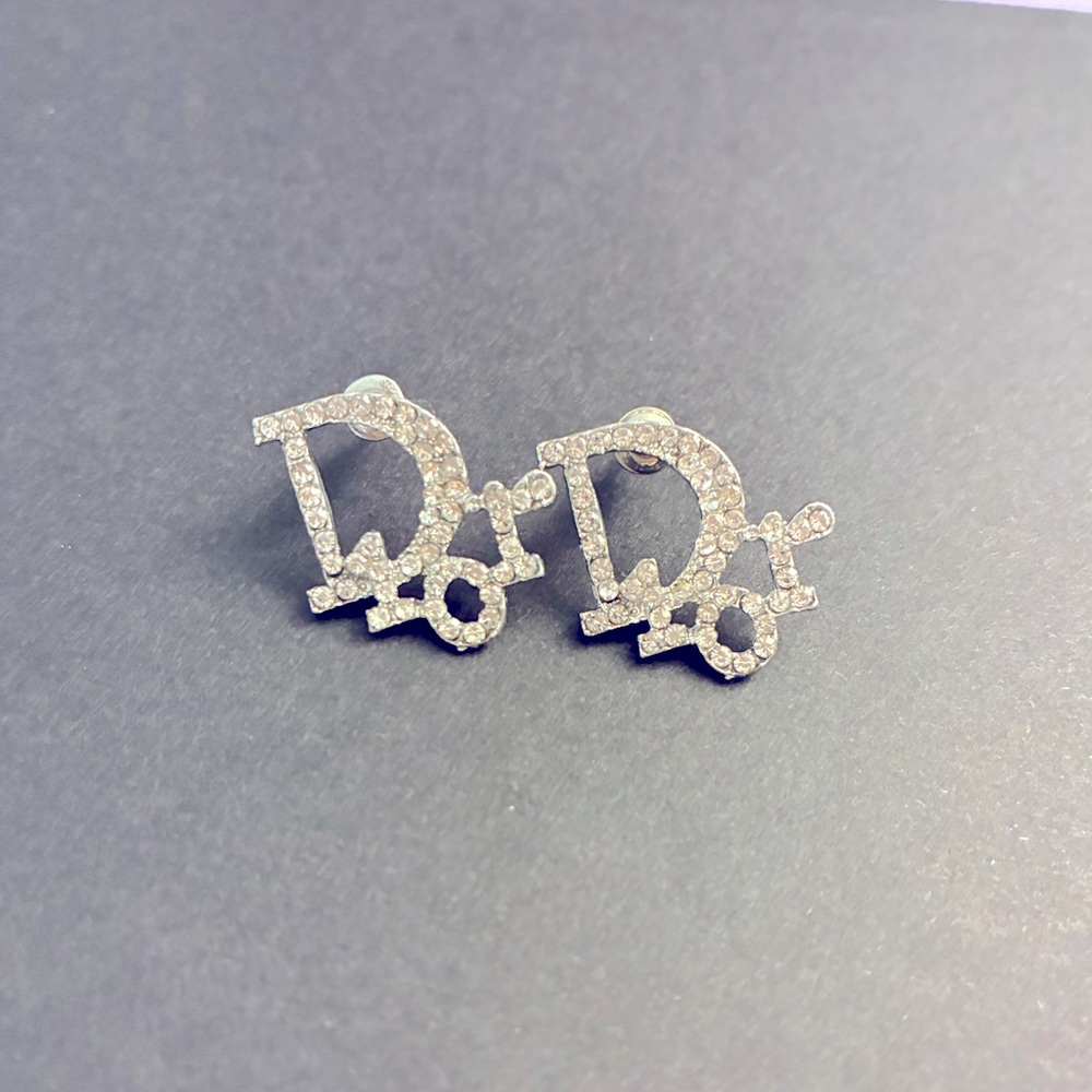 NEW✨🪩 Inspired Fashion Earrings